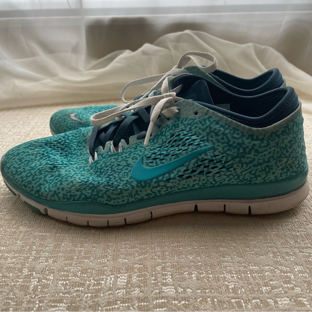 EUC - NIKE FREE 5.0 TR FIT 4 Hyper Turquoise Crossfit Women's 8 Sneaker - Picture 7 of 11